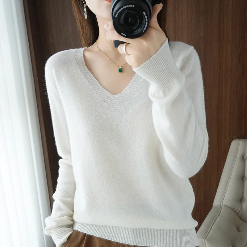 Women’s Cashmere V-Neck Sweater