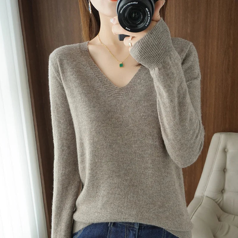 Women’s Cashmere V-Neck Sweater