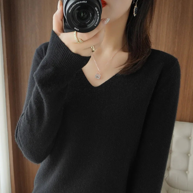 Women’s Cashmere V-Neck Sweater