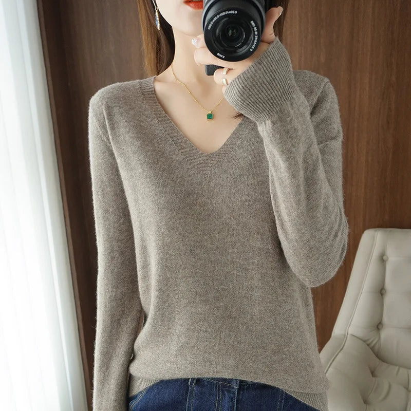 Women’s Cashmere V-Neck Sweater
